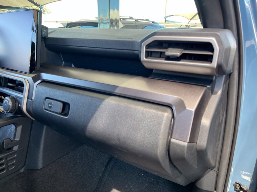 Used 2025 Toyota 4Runner TRD Off-Road Premium w/ Tow Technology Package AWD/4WD image 35