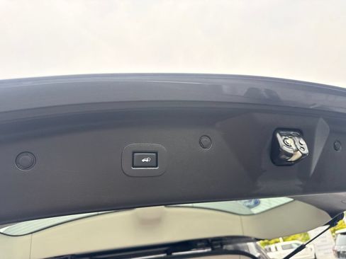 Used 2019 INFINITI QX80 Luxe AWD/4WD image 14