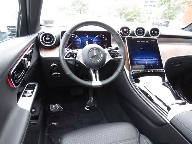 Used 2026 Mercedes-Benz GLC 300 4MATIC image 10