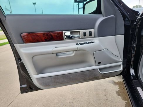 Used 2006 Lincoln LS RWD image 12