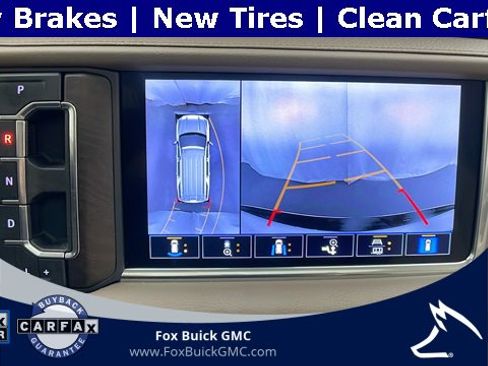 Used 2021 GMC Yukon XL Denali w/ Denali Premium Package image 24