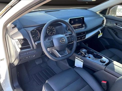 New 2026 Nissan Rogue SV image 7