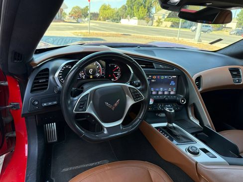 Used 2017 Chevrolet Corvette Stingray Coupe RWD image 10