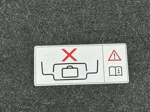 Used 2014 BMW 428i xDrive Convertible image 8