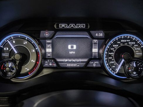 Used 2022 RAM 3500 Limited image 19