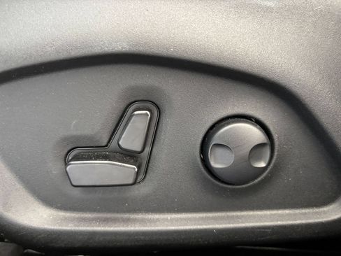 Used 2025 Jeep Compass Limited AWD/4WD image 22