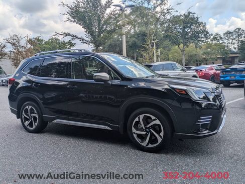 Used 2024 Subaru Forester Touring w/ POP Package 3 AWD/4WD image 1