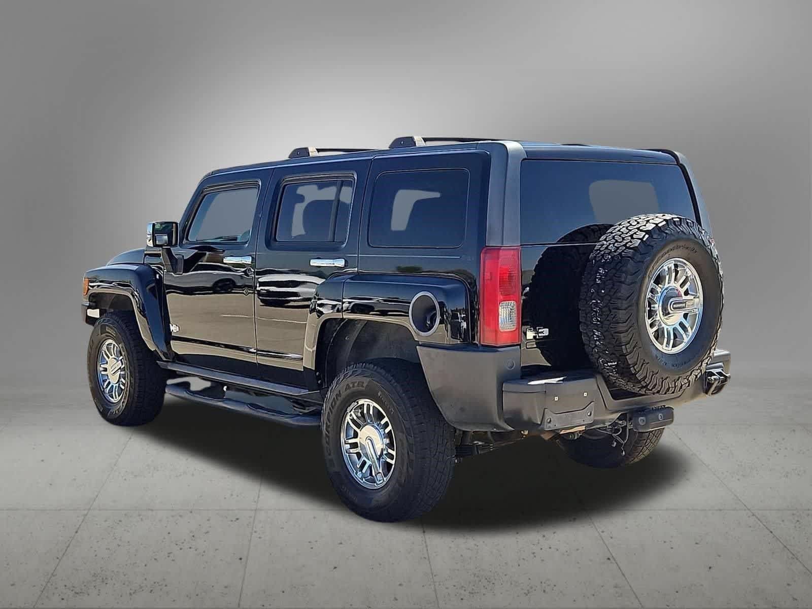 Used 2008 HUMMER H3 Luxury AWD/4WD image 4