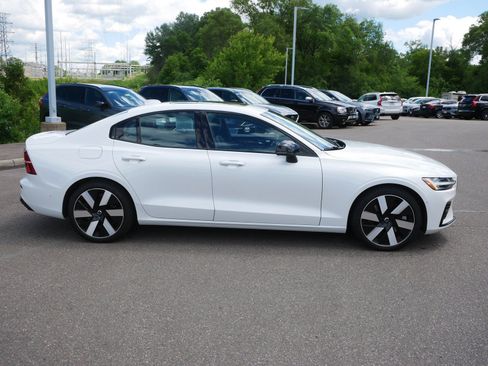 Certified 2023 Volvo S60 T8 Plus AWD/4WD image 8