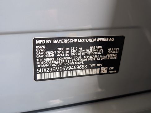 Used 2027 BMW X7 xDrive40i w/ M Sport Package AWD/4WD image 39