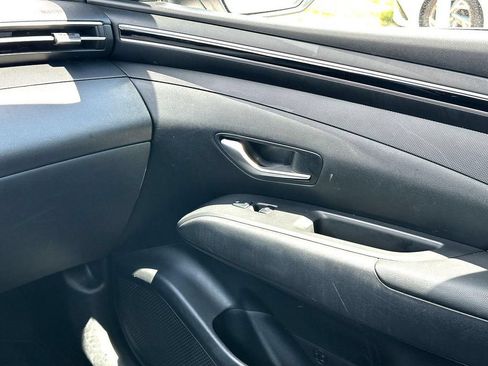 Used 2023 Hyundai Tucson SEL FWD image 28