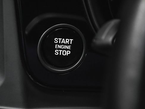 Used 2024 Porsche Cayenne Turbo GT image 35