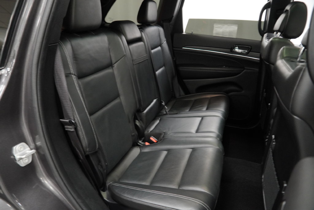 Certified 2021 Jeep Grand Cherokee Limited w/ Quick Order Package 28K 80th AWD/4WD image 40