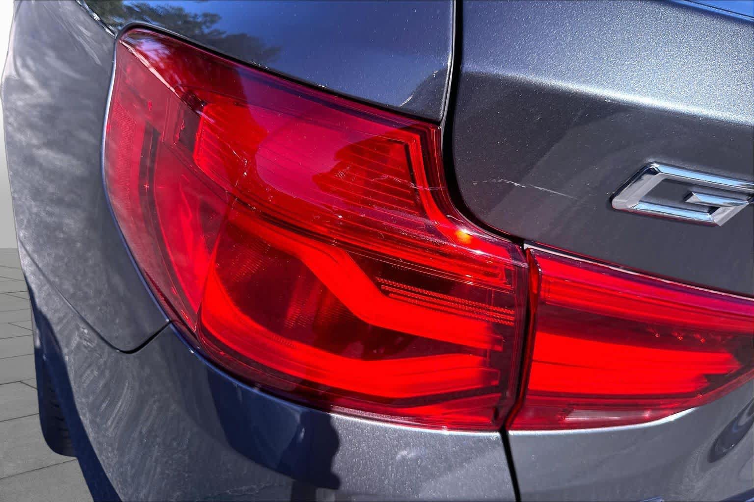 Used 2019 BMW 330i Gran Turismo xDrive w/ Premium Package AWD/4WD image 29