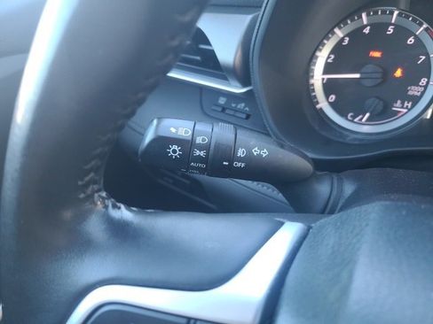 Used 2023 Toyota Highlander LE image 22