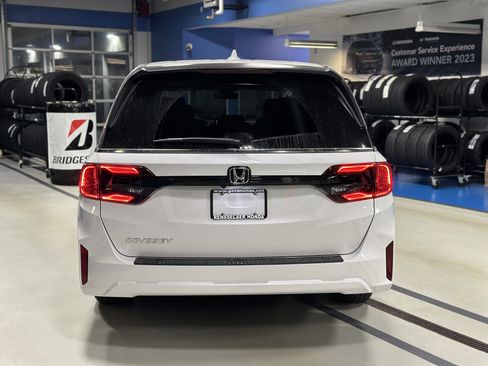 New 2026 Honda Odyssey EX-L image 5