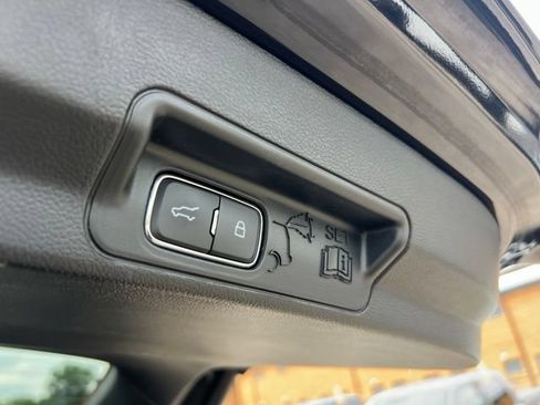 Certified 2024 Ford Explorer ST-Line w/ Class IV Trailer Tow Package AWD/4WD image 26