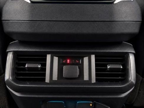 Used 2022 Ford F150 Lariat w/ Equipment Group 502A High AWD/4WD image 48
