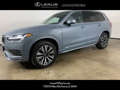 Used 2022 Volvo XC90 T5 Momentum w/ Advanced Package