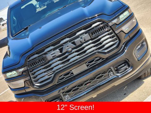Used 2025 RAM 2500 Big Horn AWD/4WD image 11