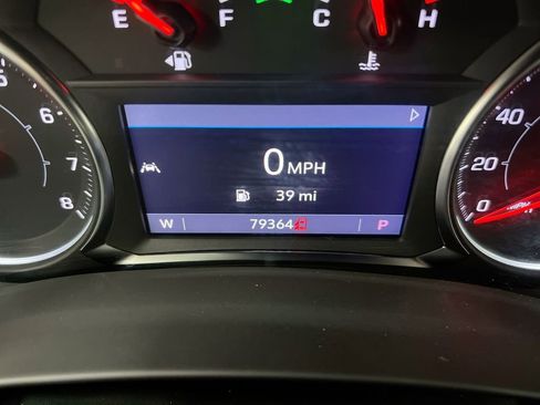 Used 2023 GMC Terrain SLT AWD/4WD image 13