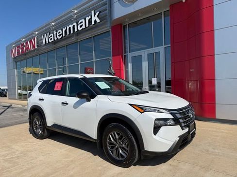 Certified 2025 Nissan Rogue S FWD image 1