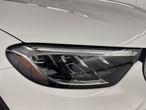 Certified 2026 Mercedes-Benz GLC 300 image 11