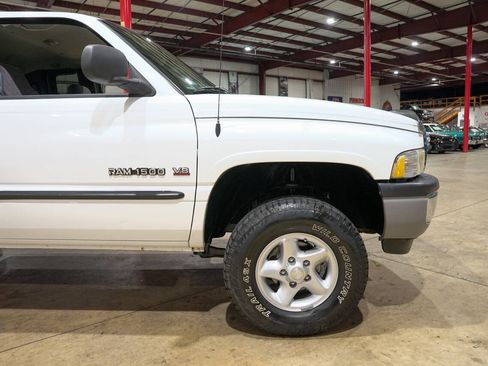 Used 1999 Dodge Ram 1500 Truck 4x4 Quad Cab image 11
