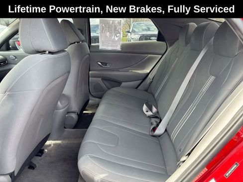 Used 2021 Hyundai Elantra SEL FWD image 22
