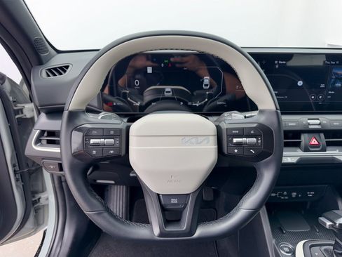 Used 2025 Kia K4 GT-Line FWD image 10