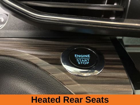 Used 2023 Ford Explorer Limited image 14