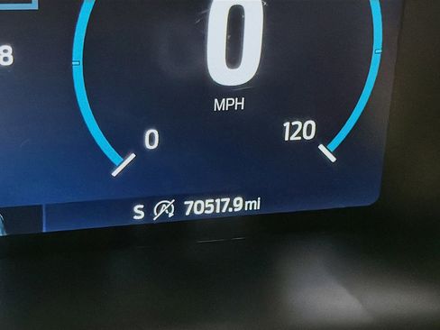 Used 2022 Ford F150 Lariat w/ Equipment Group 502A High AWD/4WD image 8