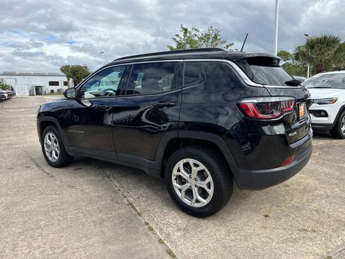 Certified 2024 Jeep Compass Latitude image 5