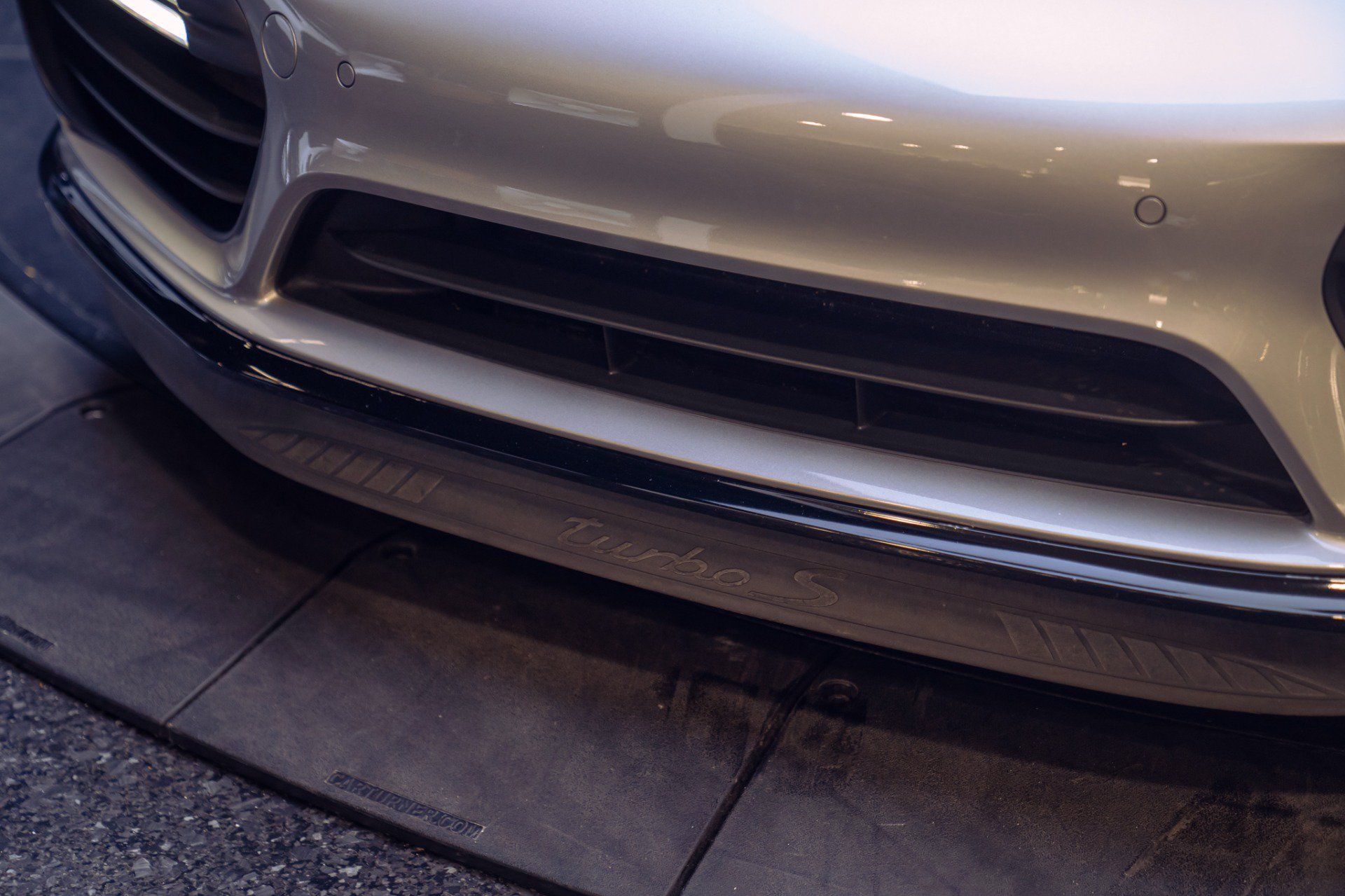 Used 2019 Porsche 911 4 Coupe AWD/4WD image 12