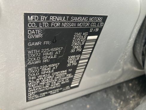 Used 2020 Nissan Rogue SV image 39