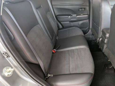 Used 2025 Mitsubishi Outlander Sport SE AWD/4WD image 29
