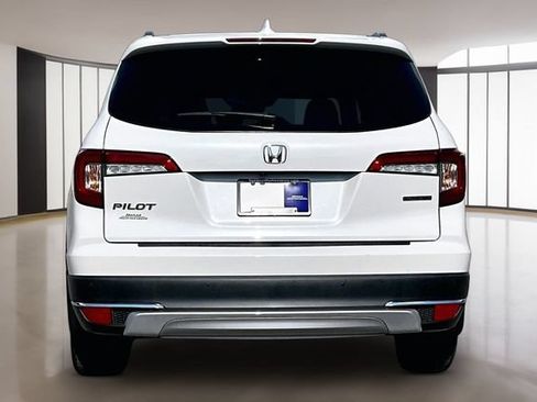 Used 2021 Honda Pilot Touring image 5