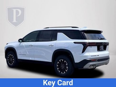 New 2026 Chevrolet Traverse Z71 w/ Driver Confidence Package AWD/4WD image 10