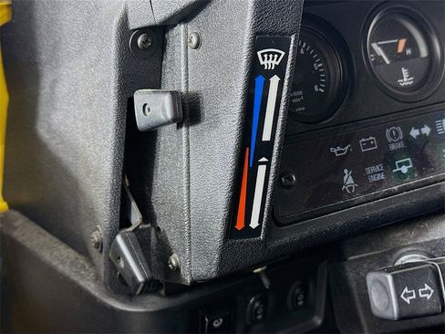 Used 1994 Land Rover Defender 90 image 14