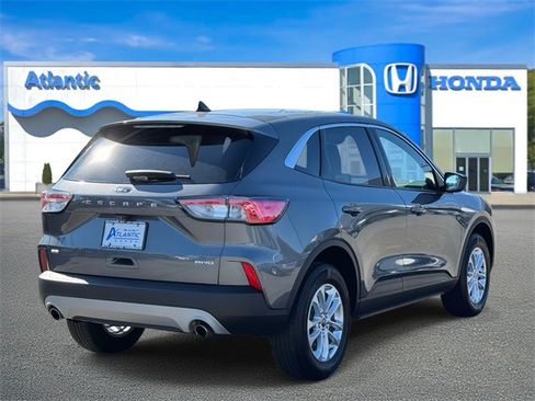 Used 2022 Ford Escape SE w/ Convenience Package image 5