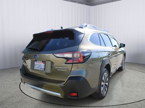 Used 2025 Subaru Outback Touring image 8