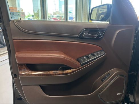 Used 2018 Chevrolet Tahoe Premier AWD/4WD image 22