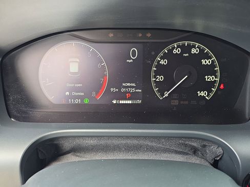 Certified 2025 Honda HR-V Sport image 26