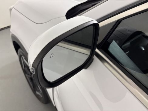Used 2024 Kia Telluride S FWD image 13