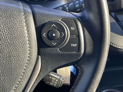 Used 2016 Toyota RAV4 XLE image 29