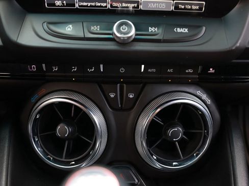 Used 2016 Chevrolet Camaro SS RWD image 33