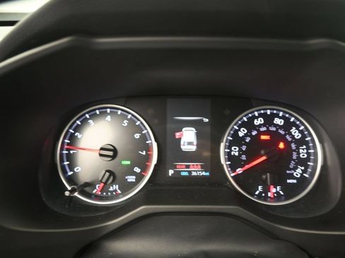 Used 2021 Toyota RAV4 XLE FWD image 11
