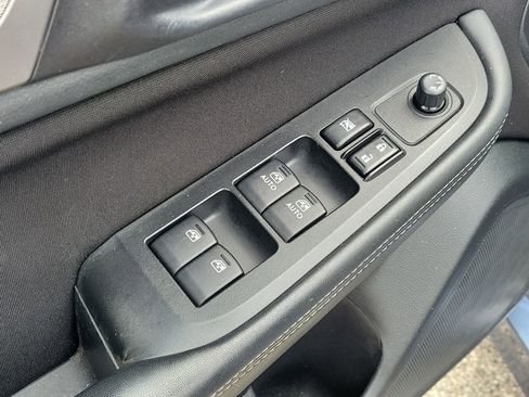 Used 2015 Subaru Legacy 2.5i Premium image 17
