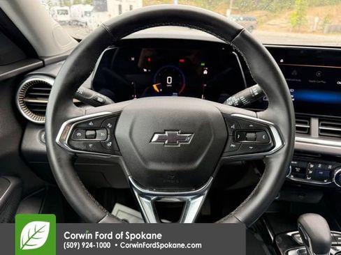 Used 2025 Chevrolet Trax ACTIV w/ Driver Confidence Package FWD image 22