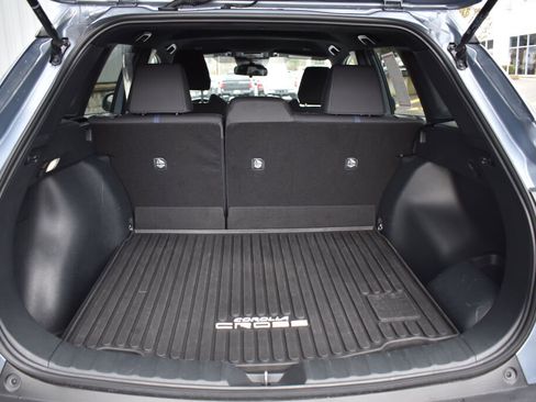 Certified 2024 Toyota Corolla Cross AWD Hybrid image 21